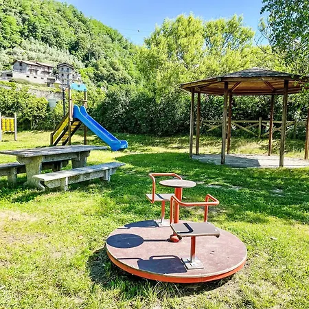 Flat 1 By Interhome Apartman